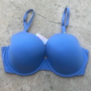 PINK Victoria's Secret Wear Everywhere Lightly Lined Tshirt Bra Size 36D